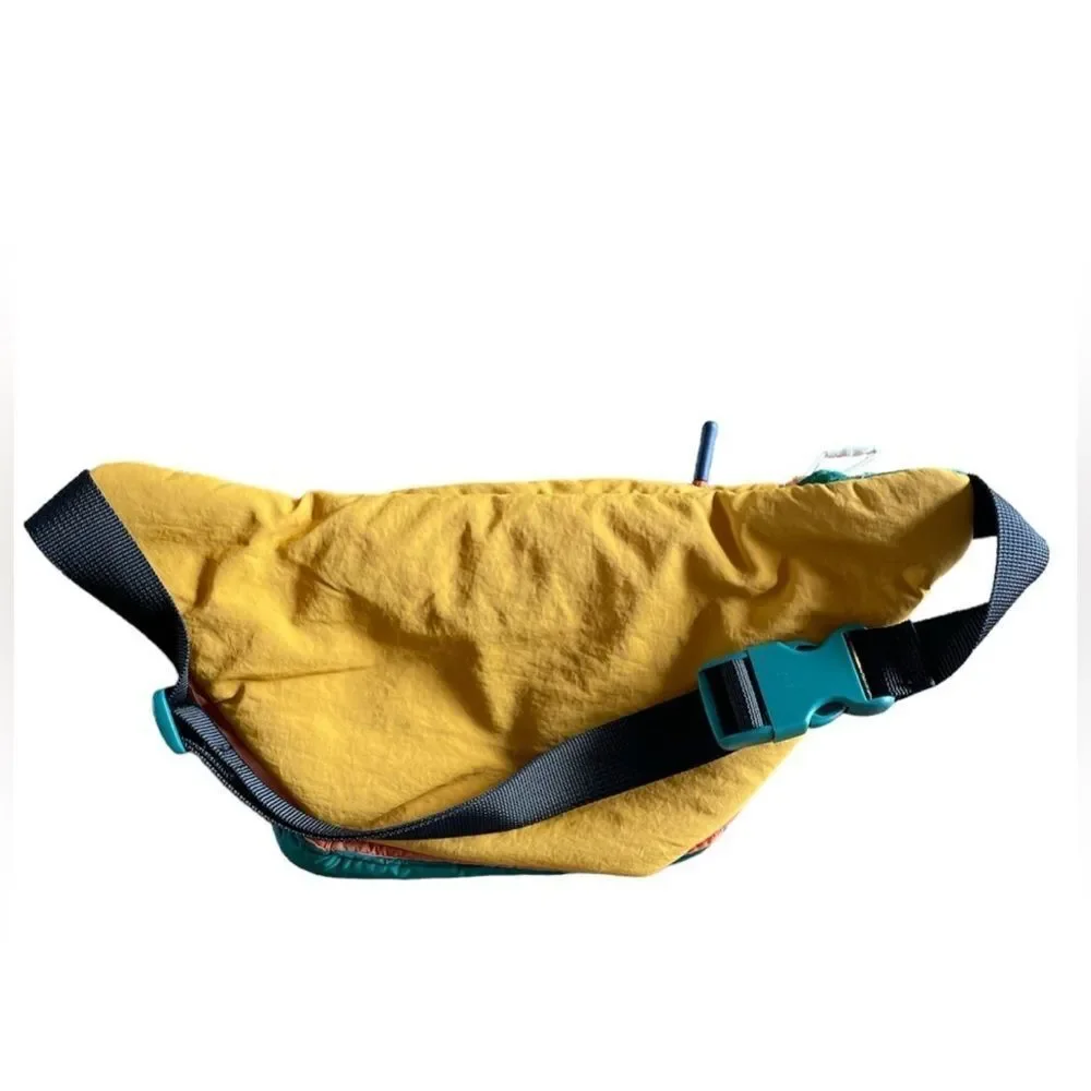 Zara 1975 Green and Orange toddler belt bag